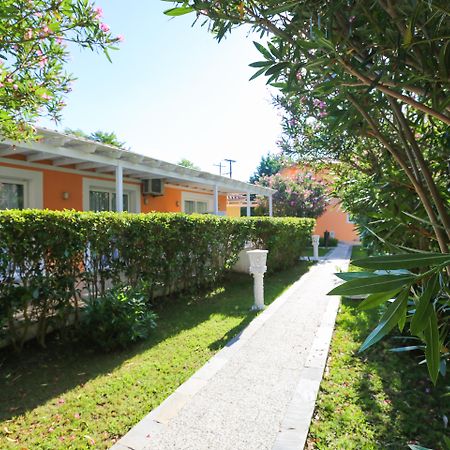 Mandraki Village Boutique Hotel Koukounaries Exterior photo