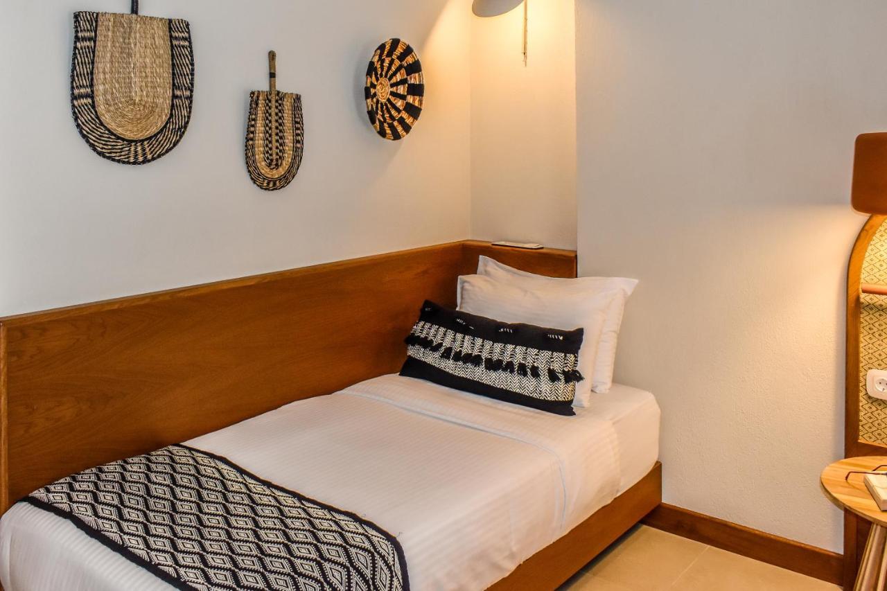 Mandraki Village Boutique Hotel Koukounaries Exterior photo